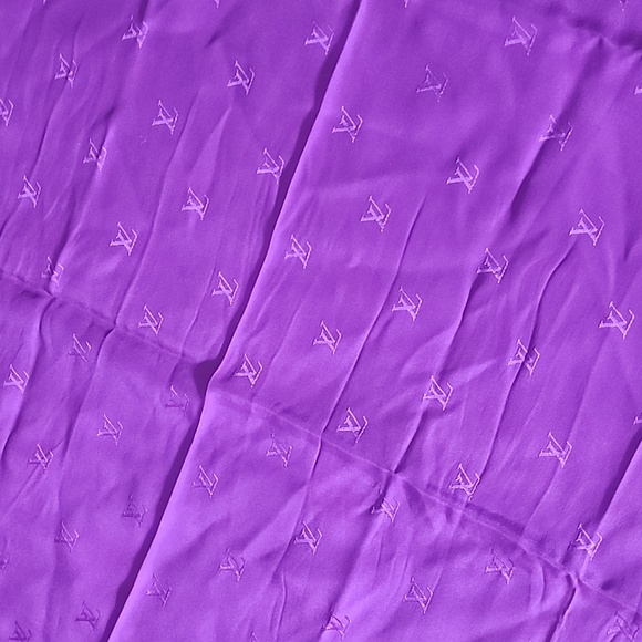 Louis Vuitton Purple Silk LV Monogram Large Scarf Shawl - Picture 5 of 7